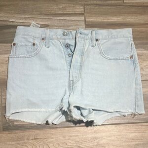 Levi’s 501 Light Wash Jean Short Size 29